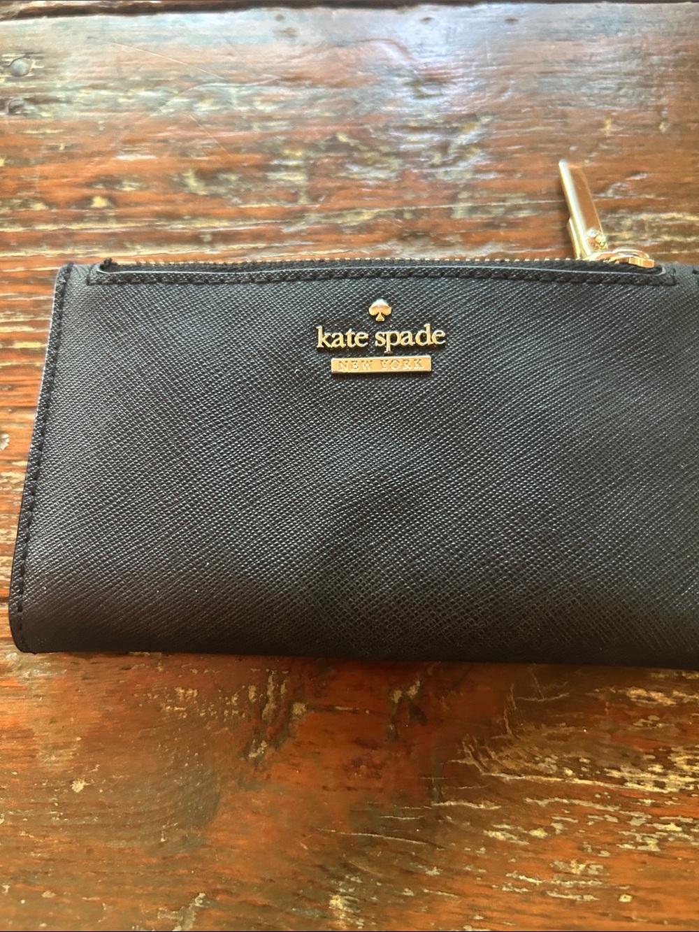 kate spade black Saffiano zip continental wallet with gold logo